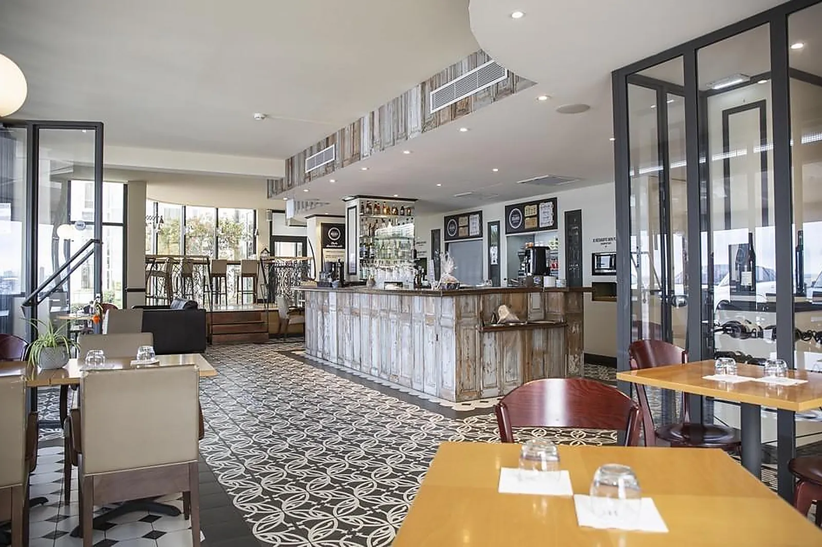 Lieux événementiels, HOTEL PORT MARINE