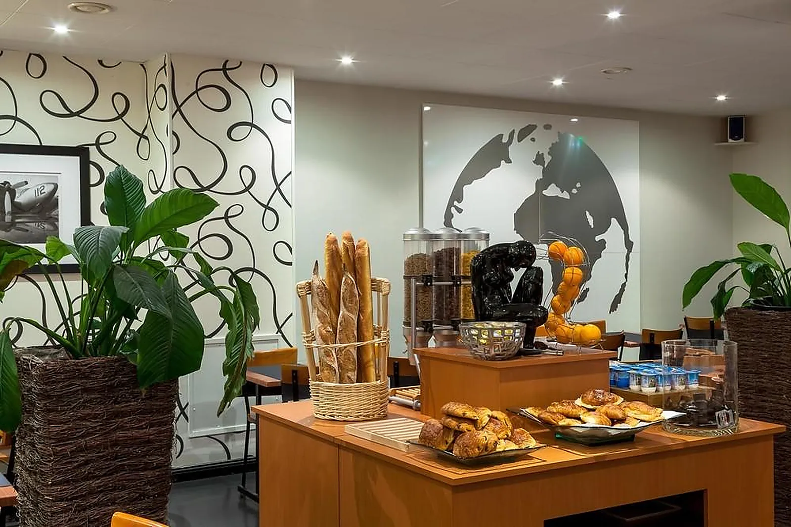 Lieux événementiels, HÔTEL RED FOX