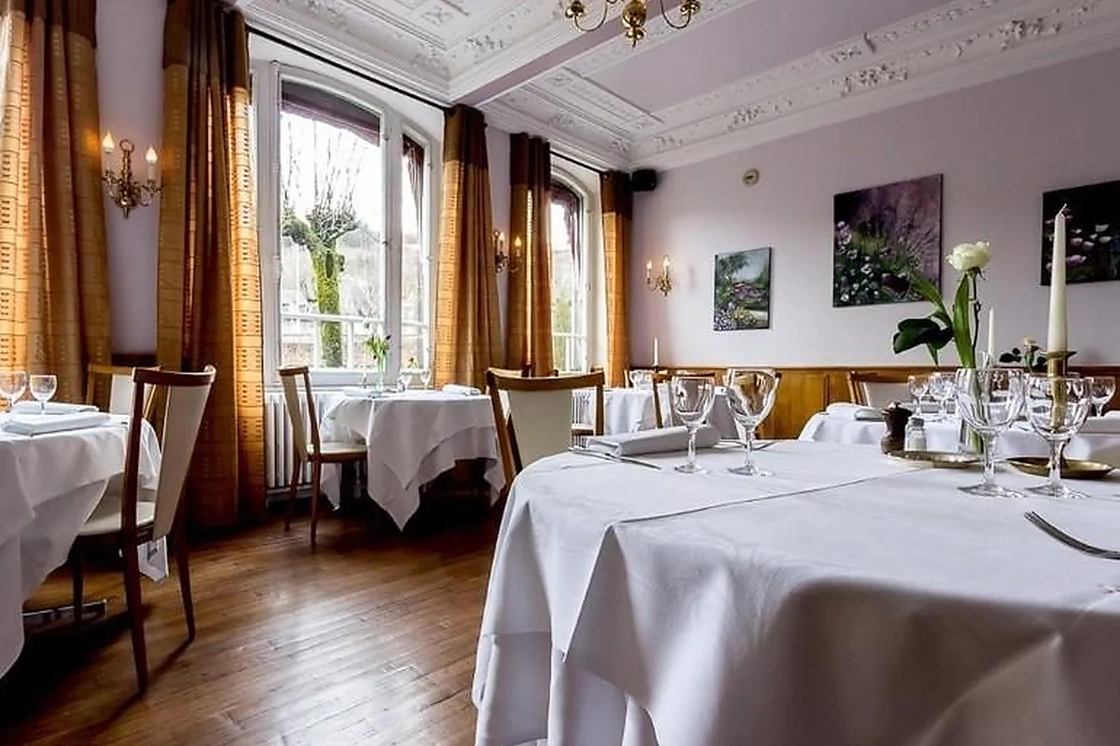 Lieux événementiels, HOTEL REGINA