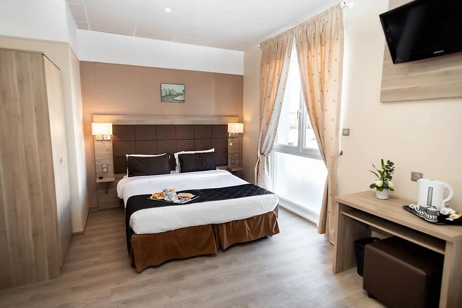 Lieux événementiels, HOTEL REGINA ET SPA