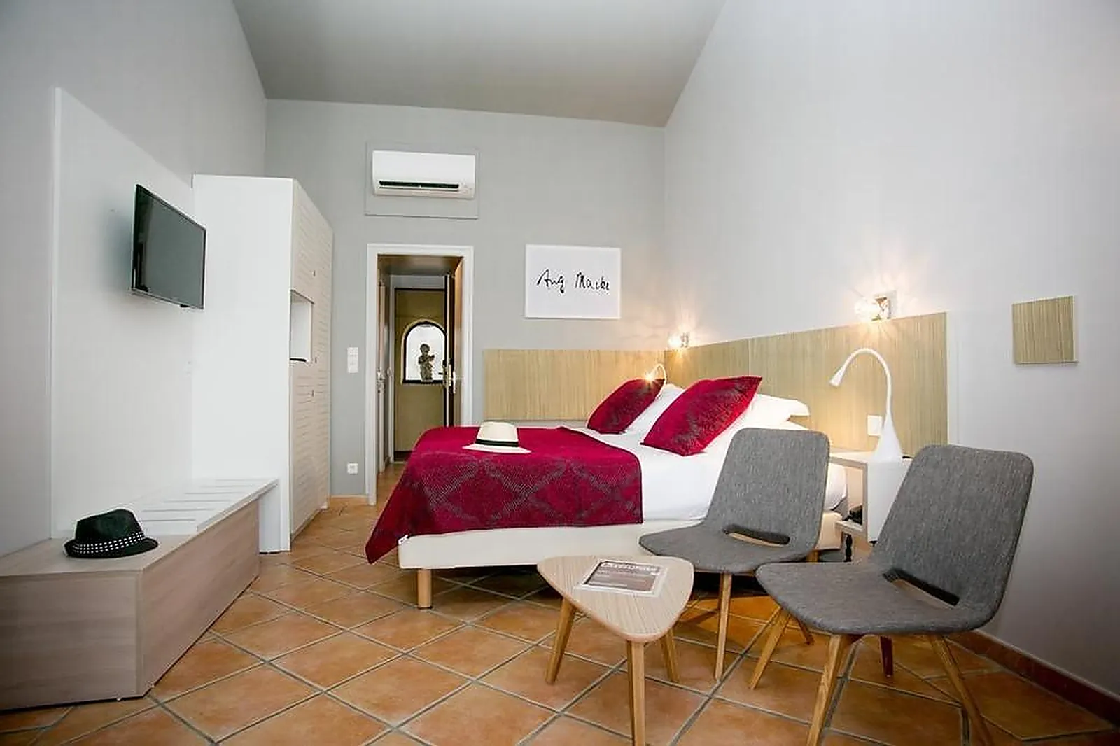 Lieux événementiels, HÔTEL RELAIS DES TROIS MAS RESTAURANT LA BALETTE