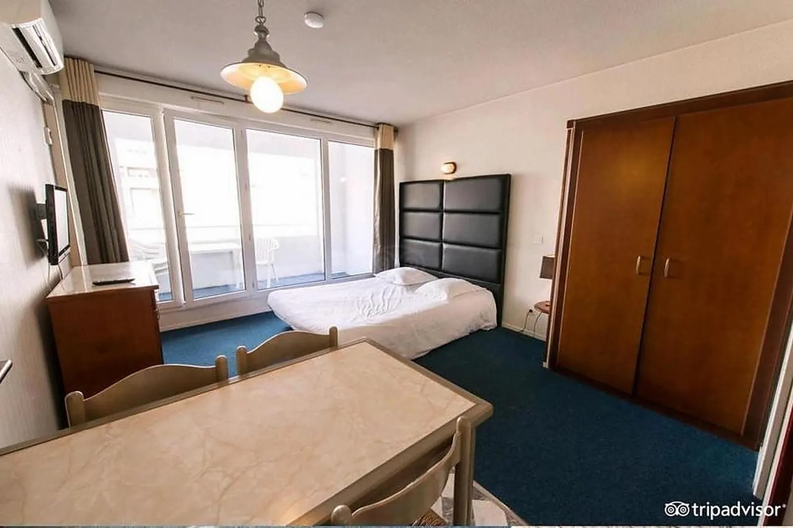 Lieux événementiels, HÔTEL RÉSIDENCE LE TRIANON