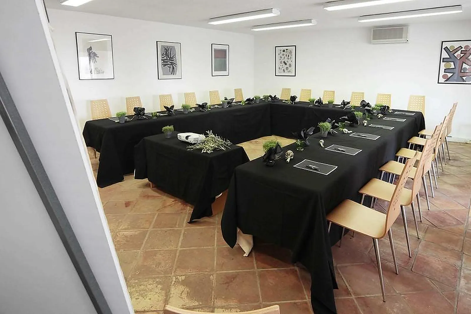 Lieux événementiels, HÔTEL RESTAURANT ALAIN LLORCA