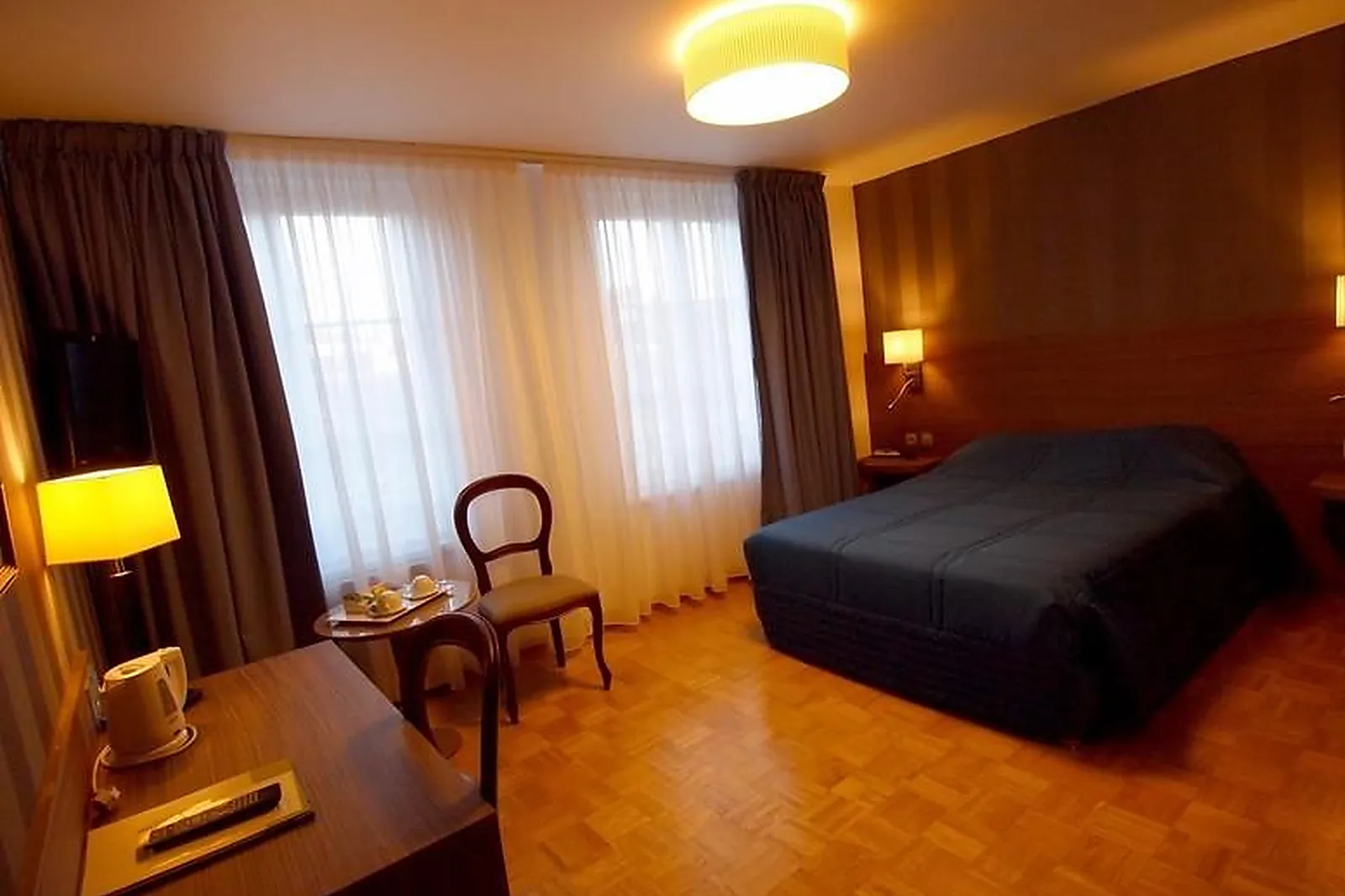 Lieux événementiels, HOTEL RESTAURANT AU CERF D'OR