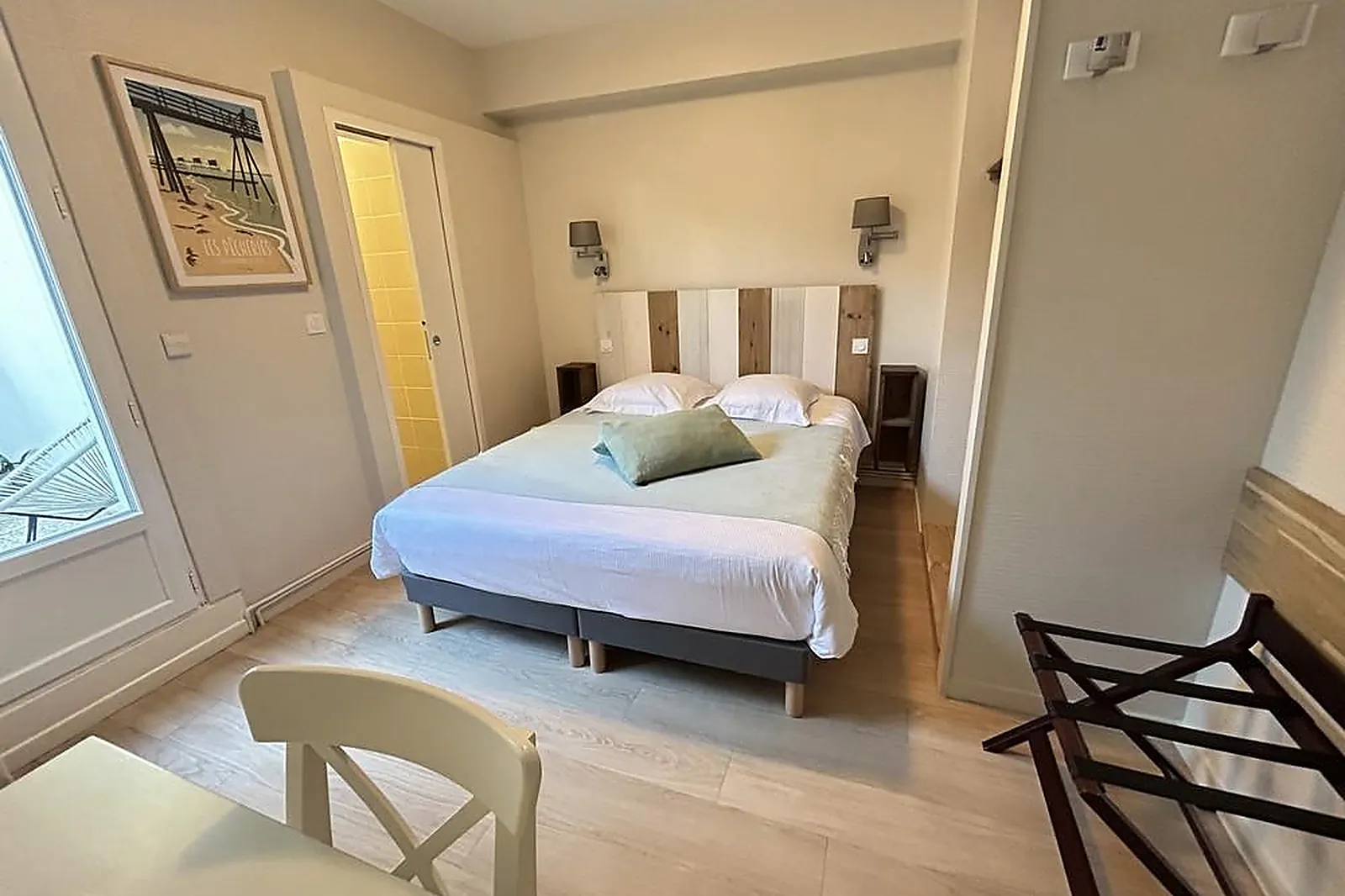 Lieux événementiels, HÔTEL RESTAURANT BAR LE GRAND LARGE