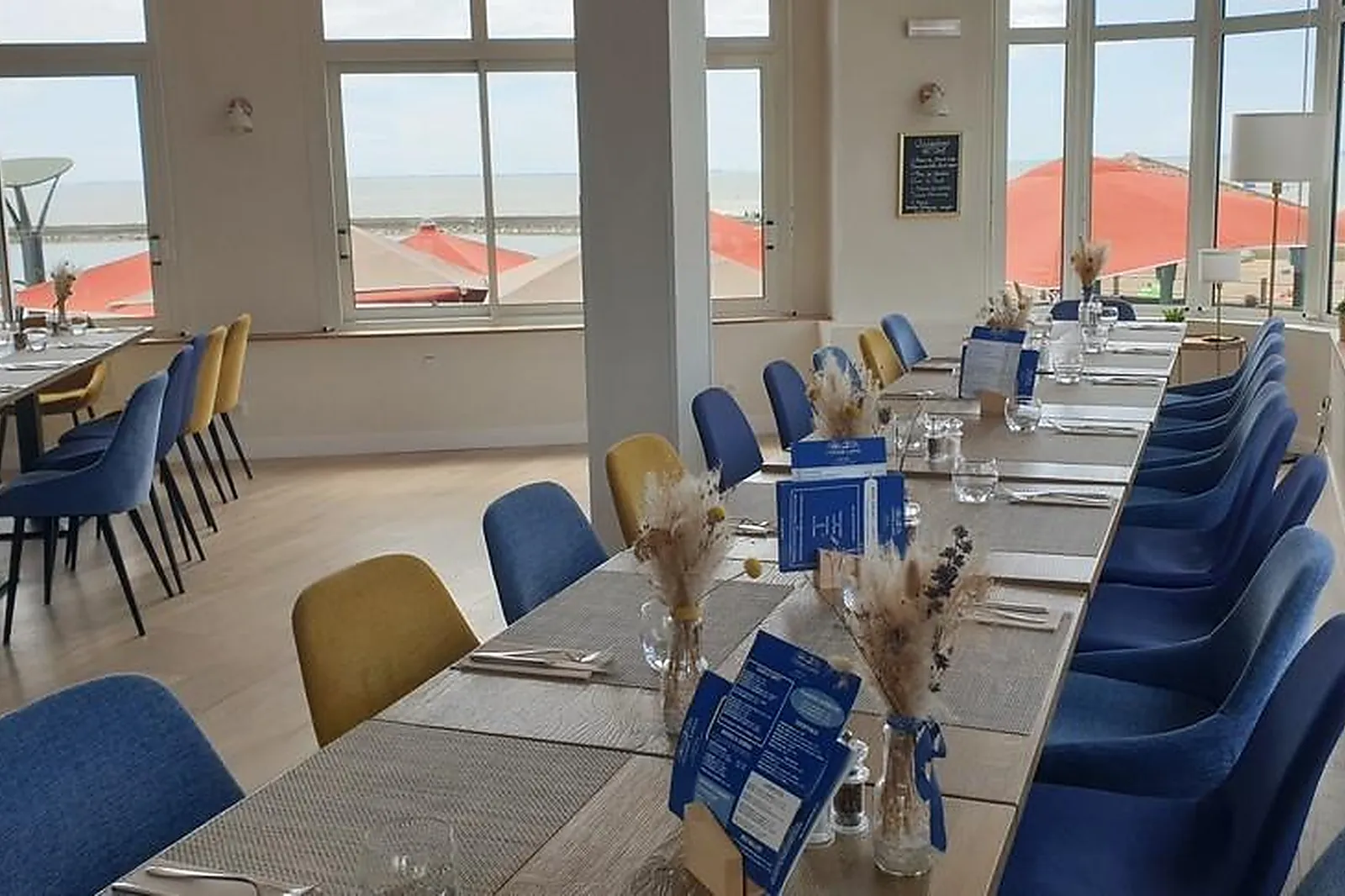 Lieux événementiels, HÔTEL RESTAURANT BAR LE GRAND LARGE