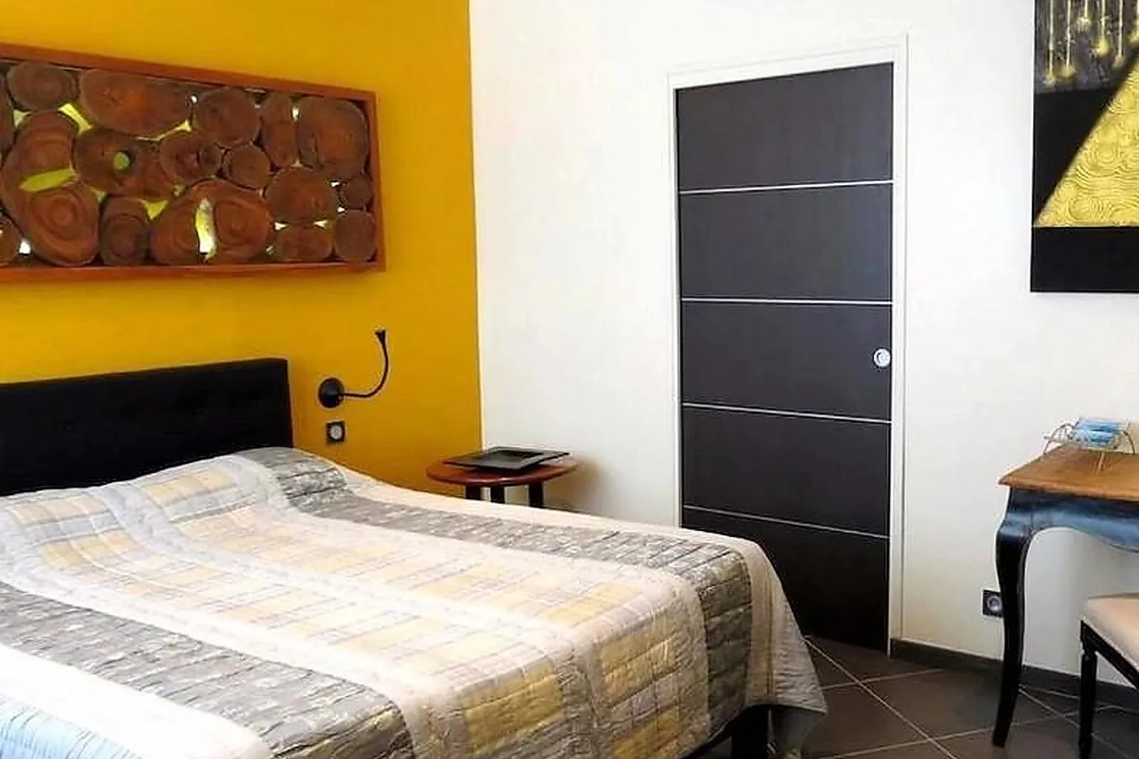 Lieux événementiels, HÔTEL RESTAURANT CHEZ NOUS