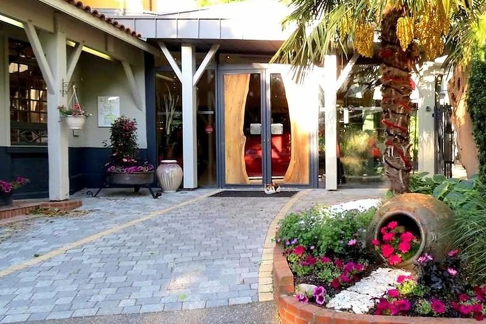 Lieux événementiels, HÔTEL RESTAURANT CHEZ NOUS