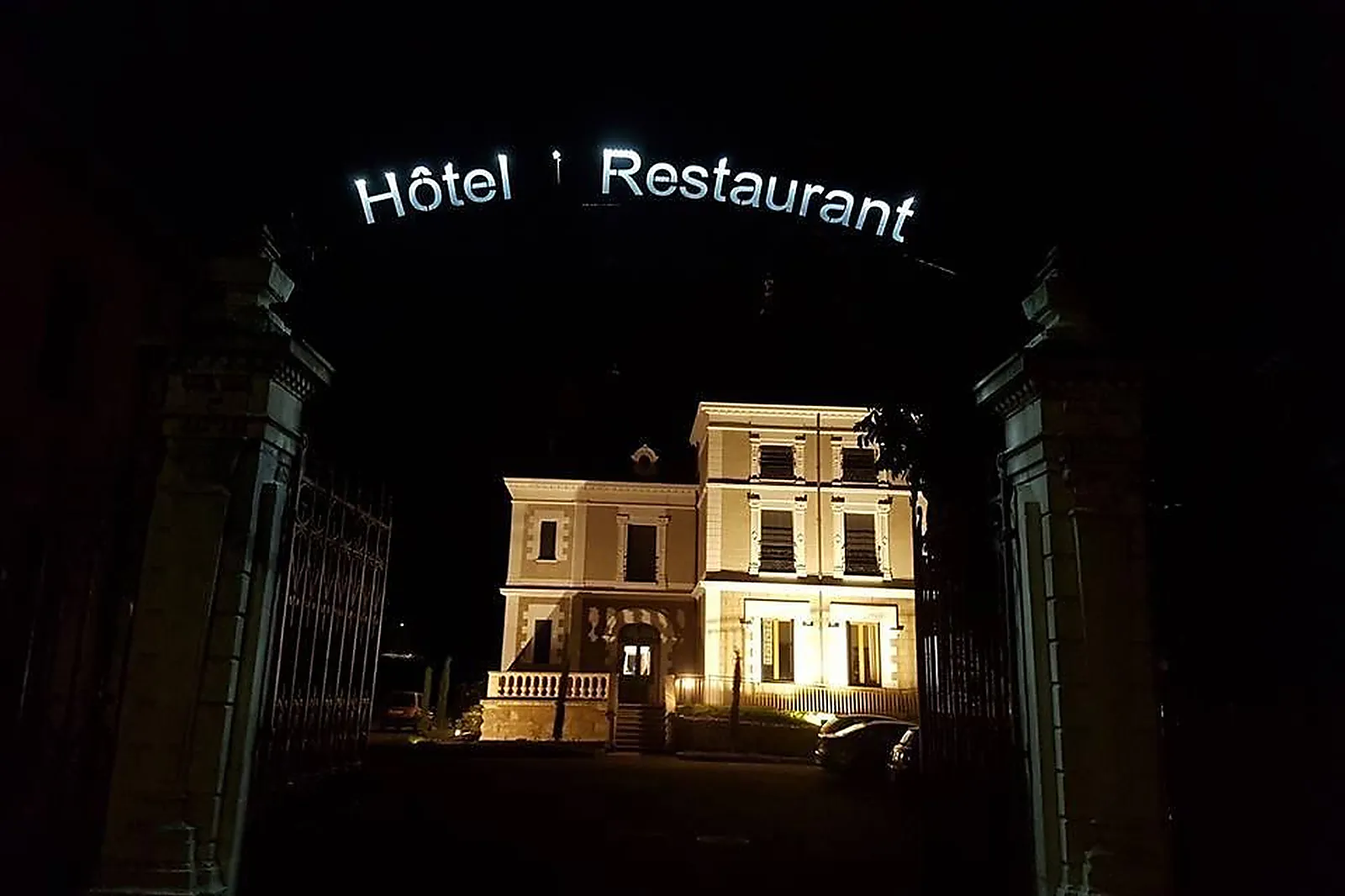 Lieux événementiels, HOTEL RESTAURANT ECLOSION