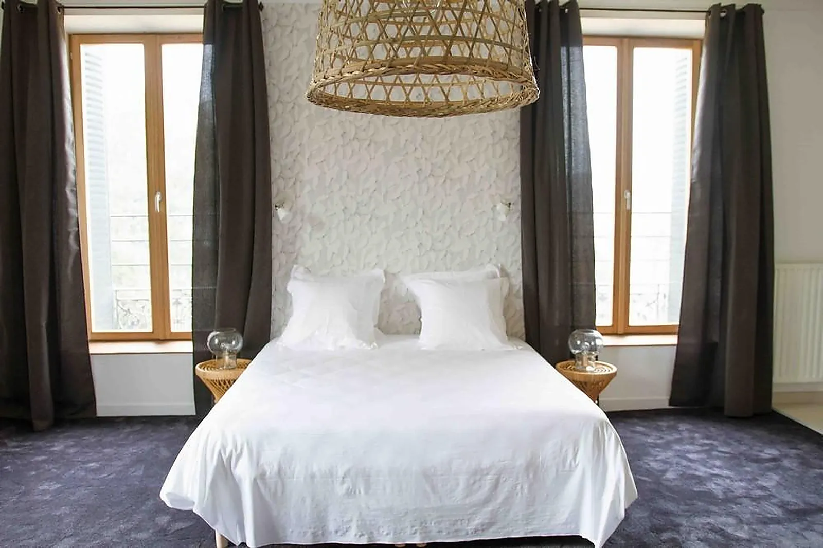 Lieux événementiels, HOTEL RESTAURANT ECLOSION