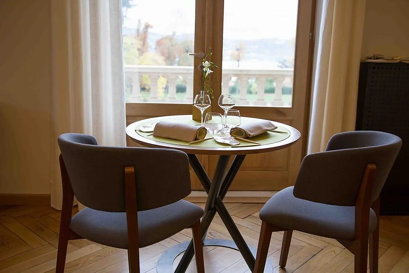 Lieux événementiels, HOTEL RESTAURANT ECLOSION