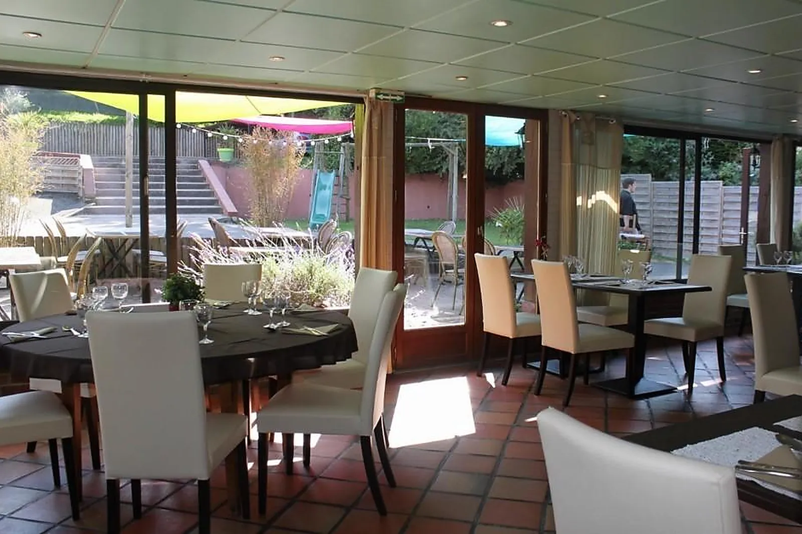 Lieux événementiels, HÔTEL RESTAURANT EOLIENNE