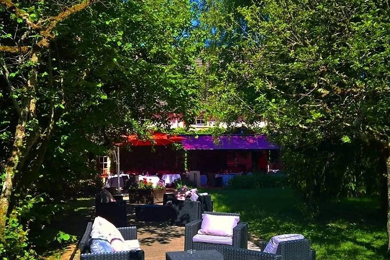 Lieux événementiels, HÔTEL RESTAURANT LA CHAUMIÈRE