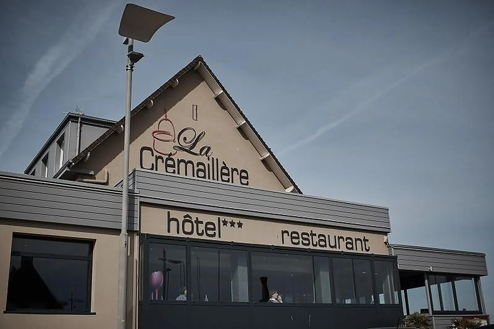 Lieux événementiels, HÔTEL RESTAURANT LA CRÉMAILLERE