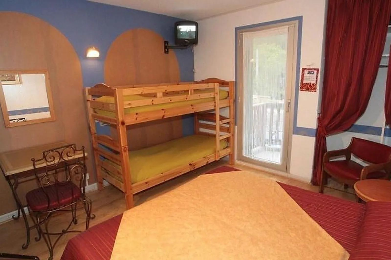 Lieux événementiels, HOTEL-RESTAURANT LA LAUZETANE