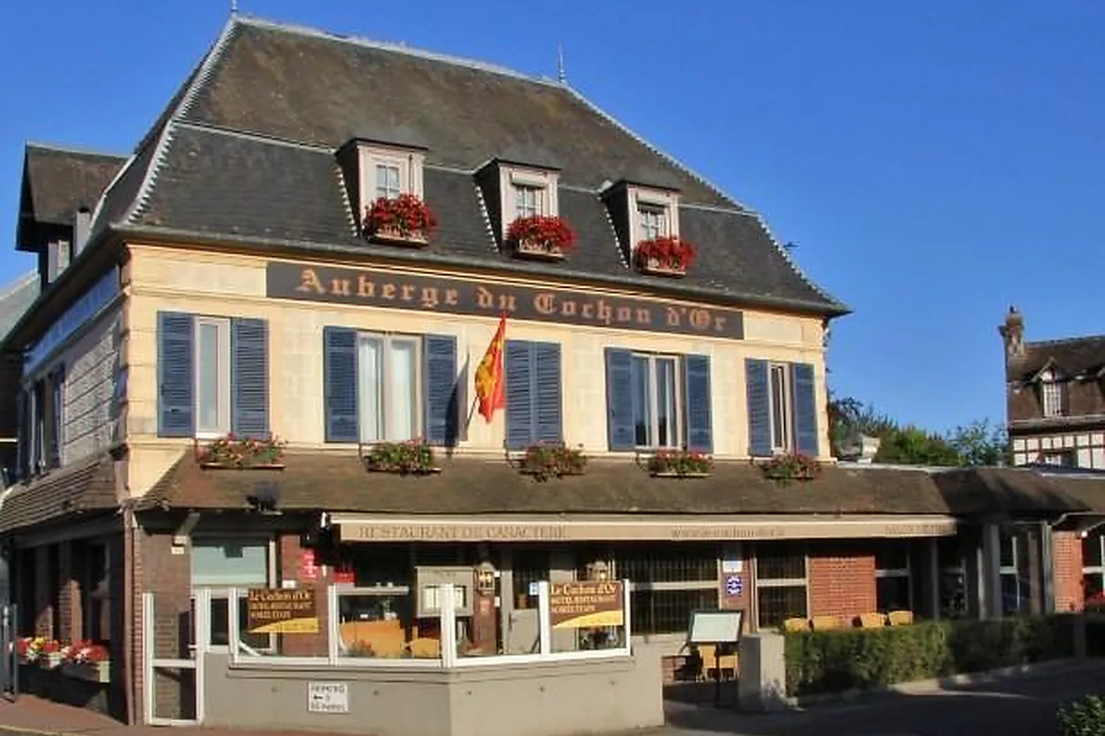 Lieux événementiels, HÔTEL RESTAURANT LE COCHON D'OR
