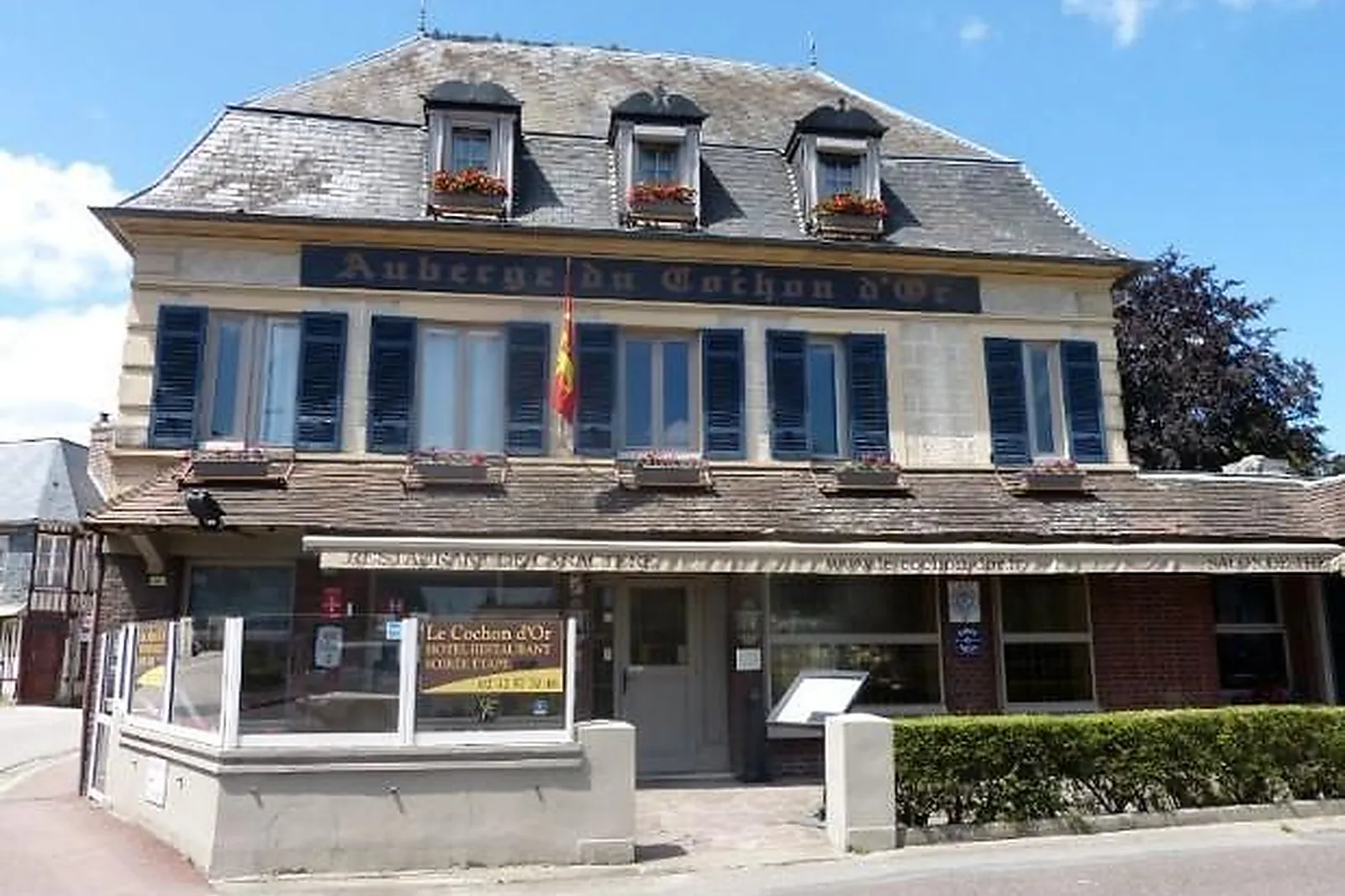 Lieux événementiels, HÔTEL RESTAURANT LE COCHON D'OR