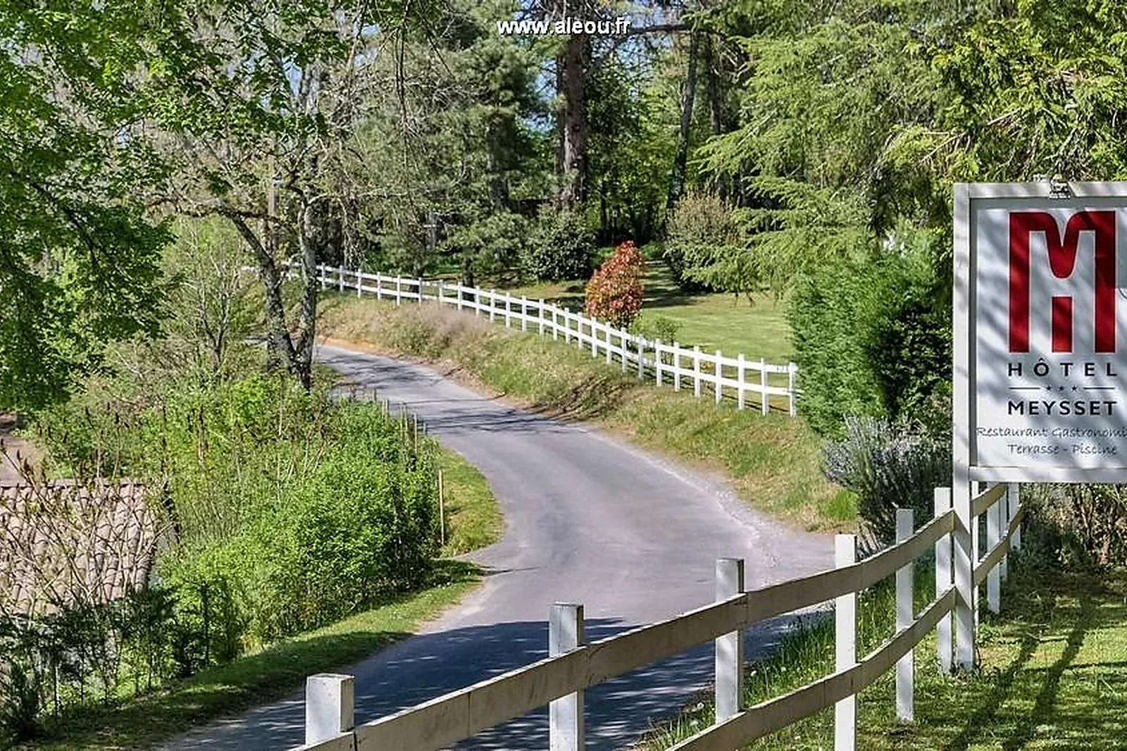 Lieux événementiels, HÔTEL RESTAURANT LE MEYSSET
