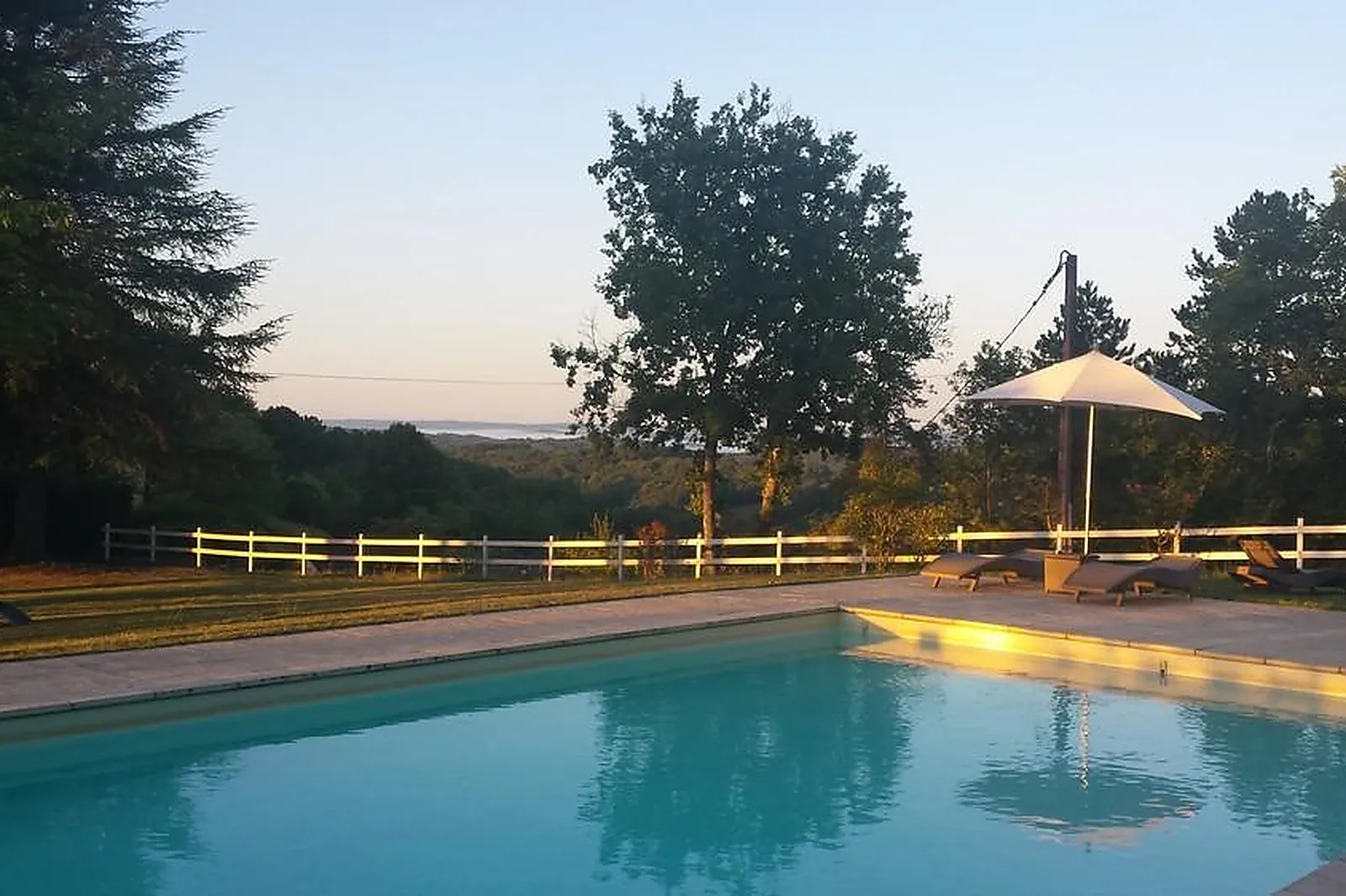 Lieux événementiels, HÔTEL RESTAURANT LE MEYSSET