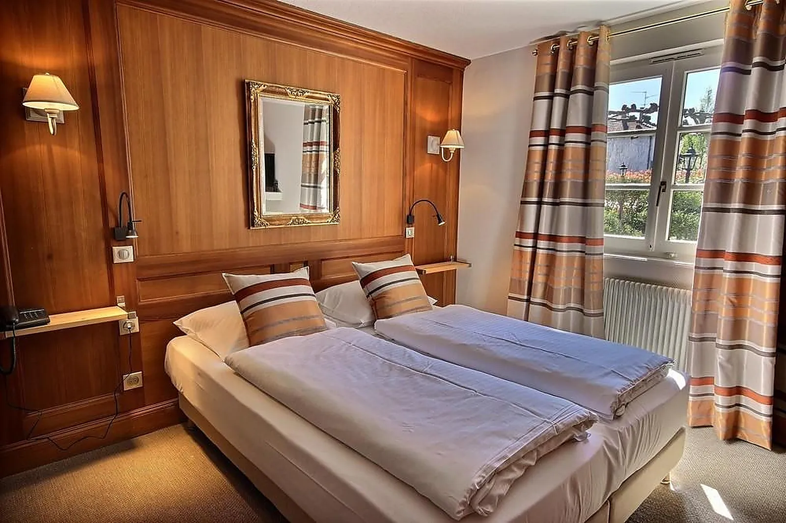 Lieux événementiels, HÔTEL RESTAURANT LE RELAIS DE LA POSTE