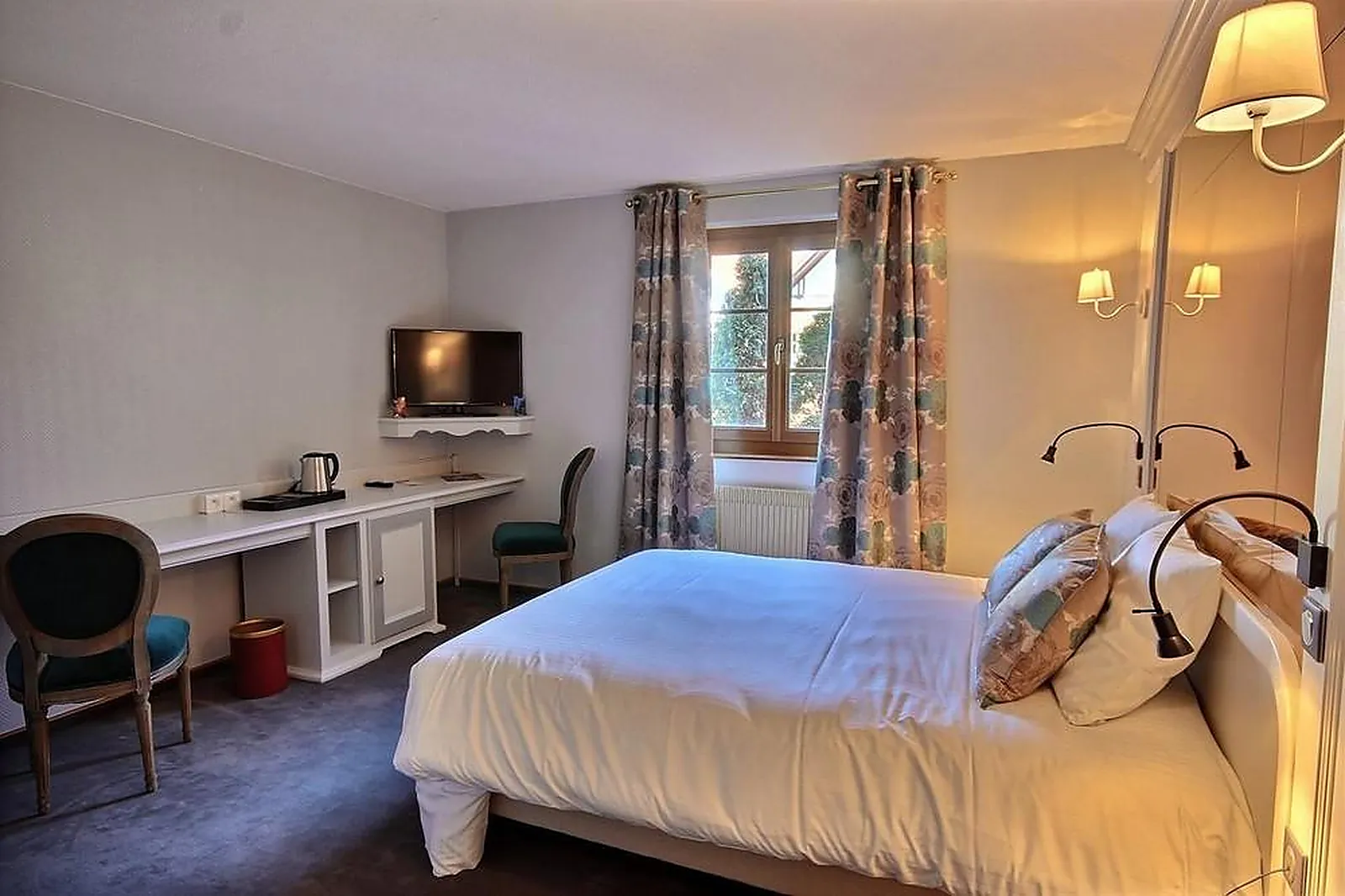 Lieux événementiels, HÔTEL RESTAURANT LE RELAIS DE LA POSTE