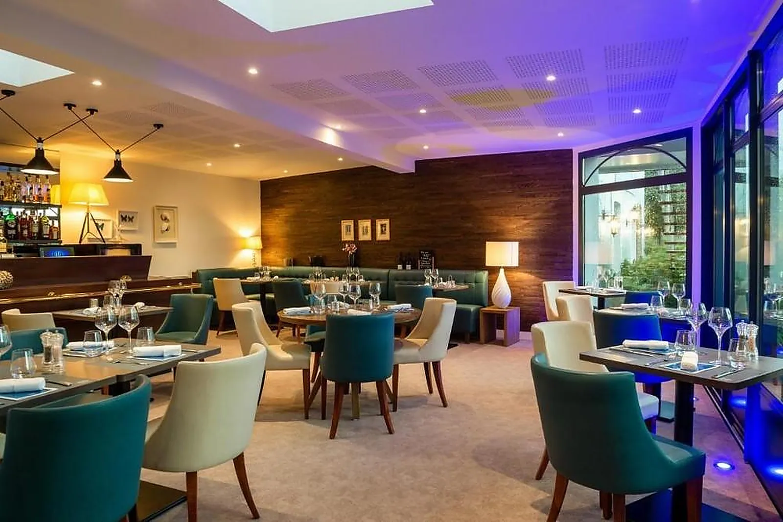 Lieux événementiels, HÔTEL RESTAURANT LES ORMES