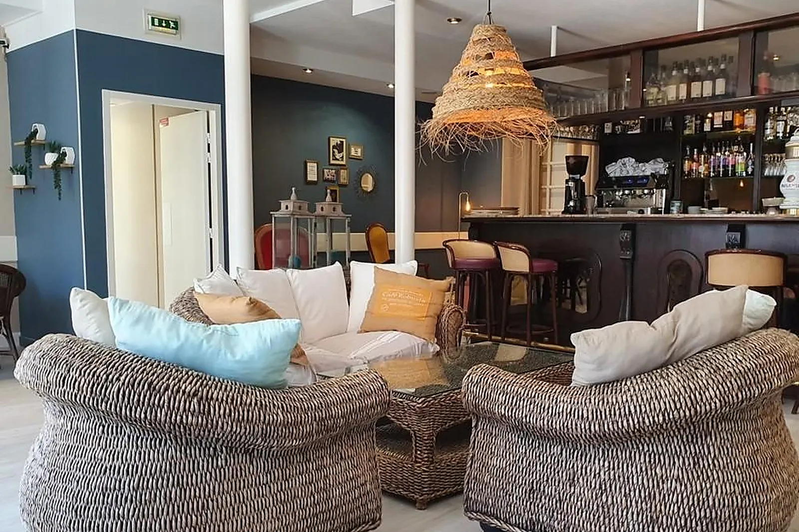 Lieux événementiels, HÔTEL RESTAURANT LES VOYAGEURS