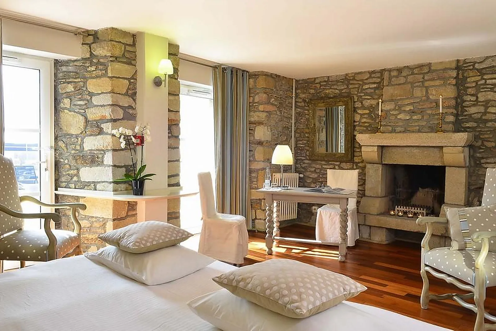 Lieux événementiels, HÔTEL RESTAURANT LESAGE