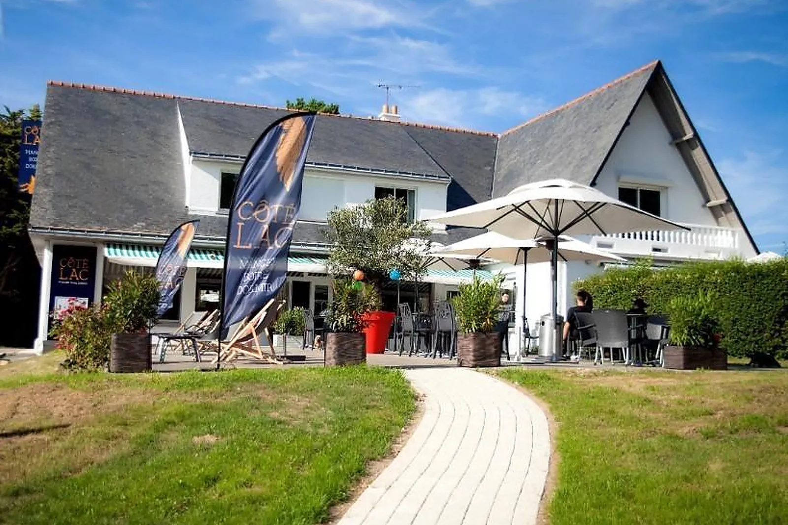 Lieux événementiels, HÔTEL RESTAURANT LOGIS CÔTÉ LAC