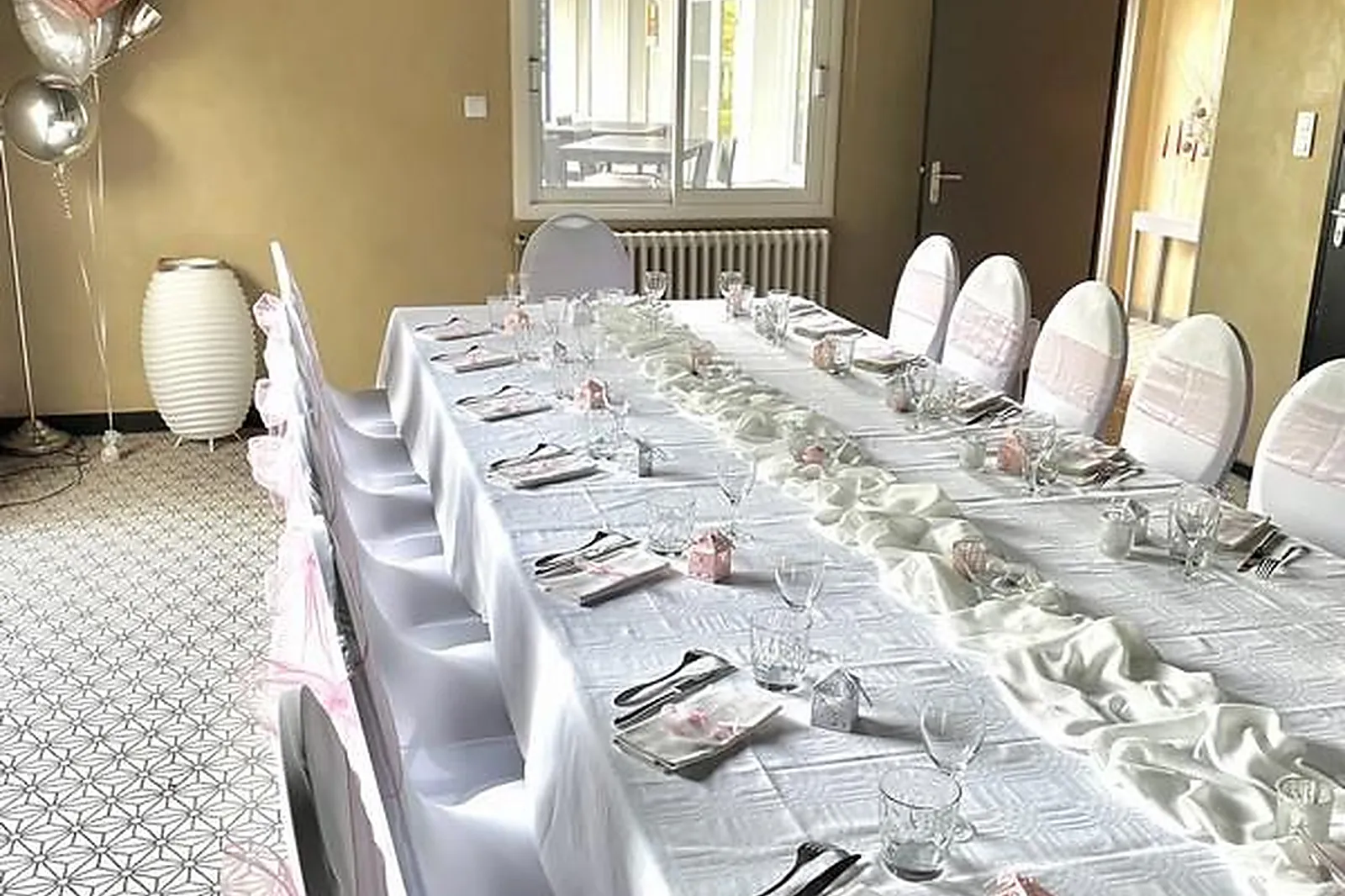 Lieux événementiels, HÔTEL RESTAURANT LOGIS CÔTÉ LAC