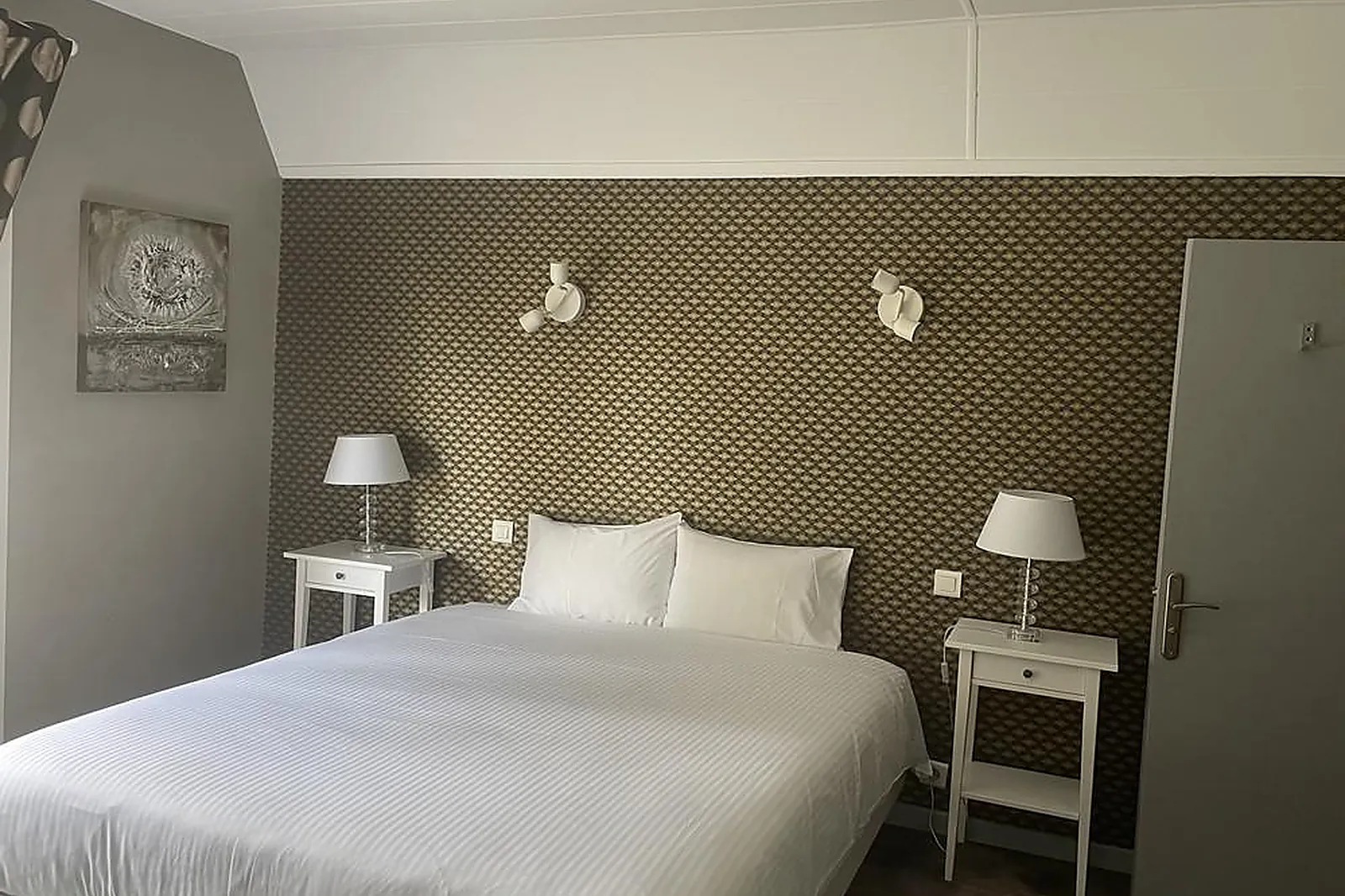 Lieux événementiels, HÔTEL RESTAURANT LOGIS CÔTÉ LAC