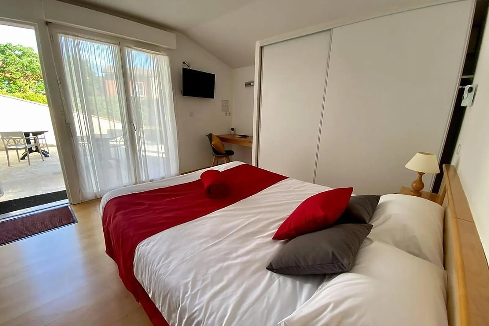 Lieux événementiels, HÔTEL RESTAURANT MONFORM