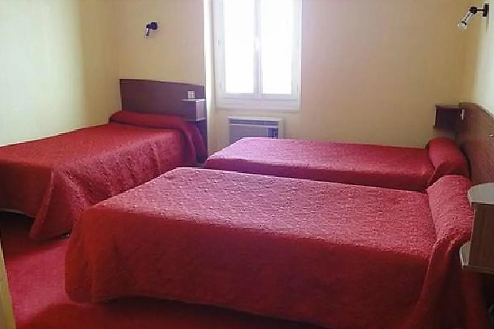 Lieux événementiels, HÔTEL RESTAURANT RÉGINA