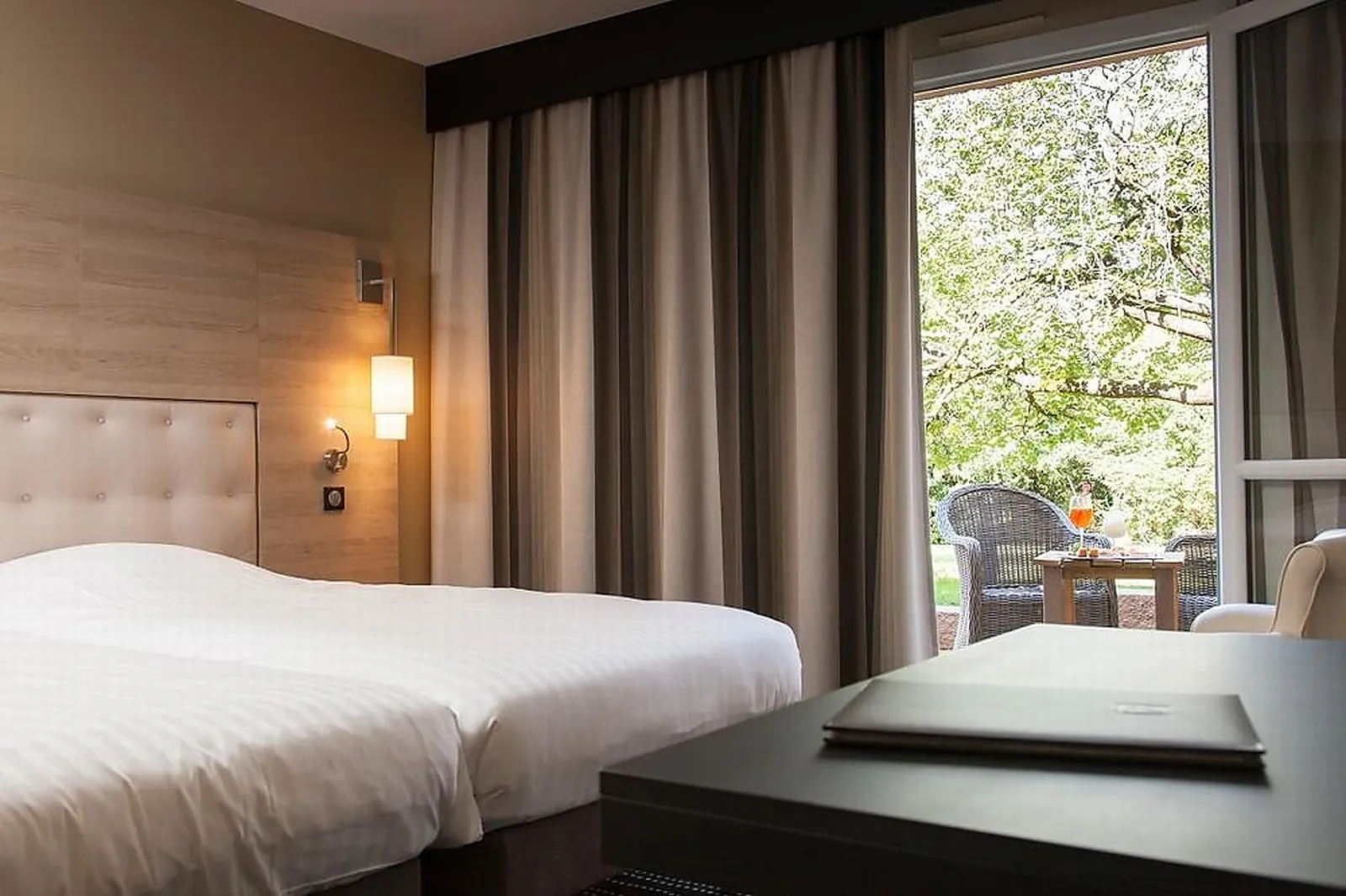 Lieux événementiels, HÔTEL RESTAURANT SPA LE RABELAIS