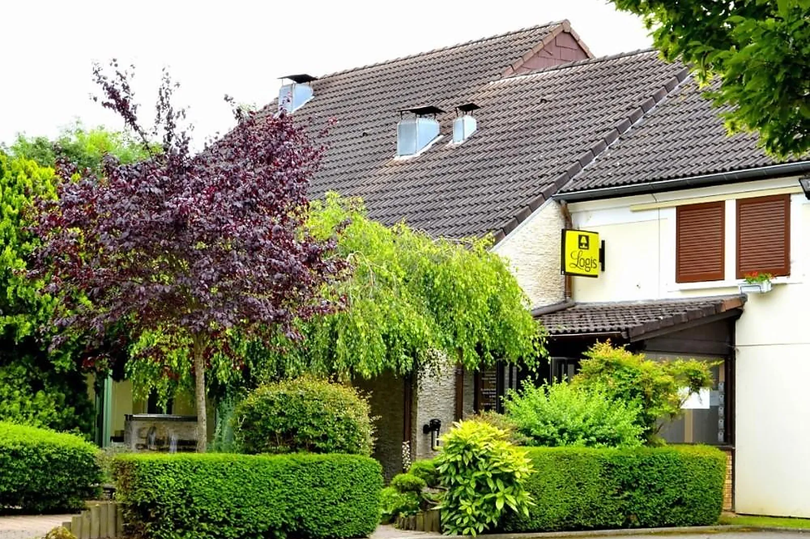 Lieux événementiels, HÔTEL RESTAURANT VERRIÈRES-LE-BUISSON