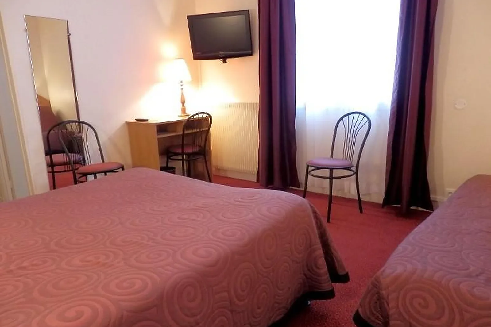 Lieux événementiels, HÔTEL RESTAURANT AU SOFHÔTEL