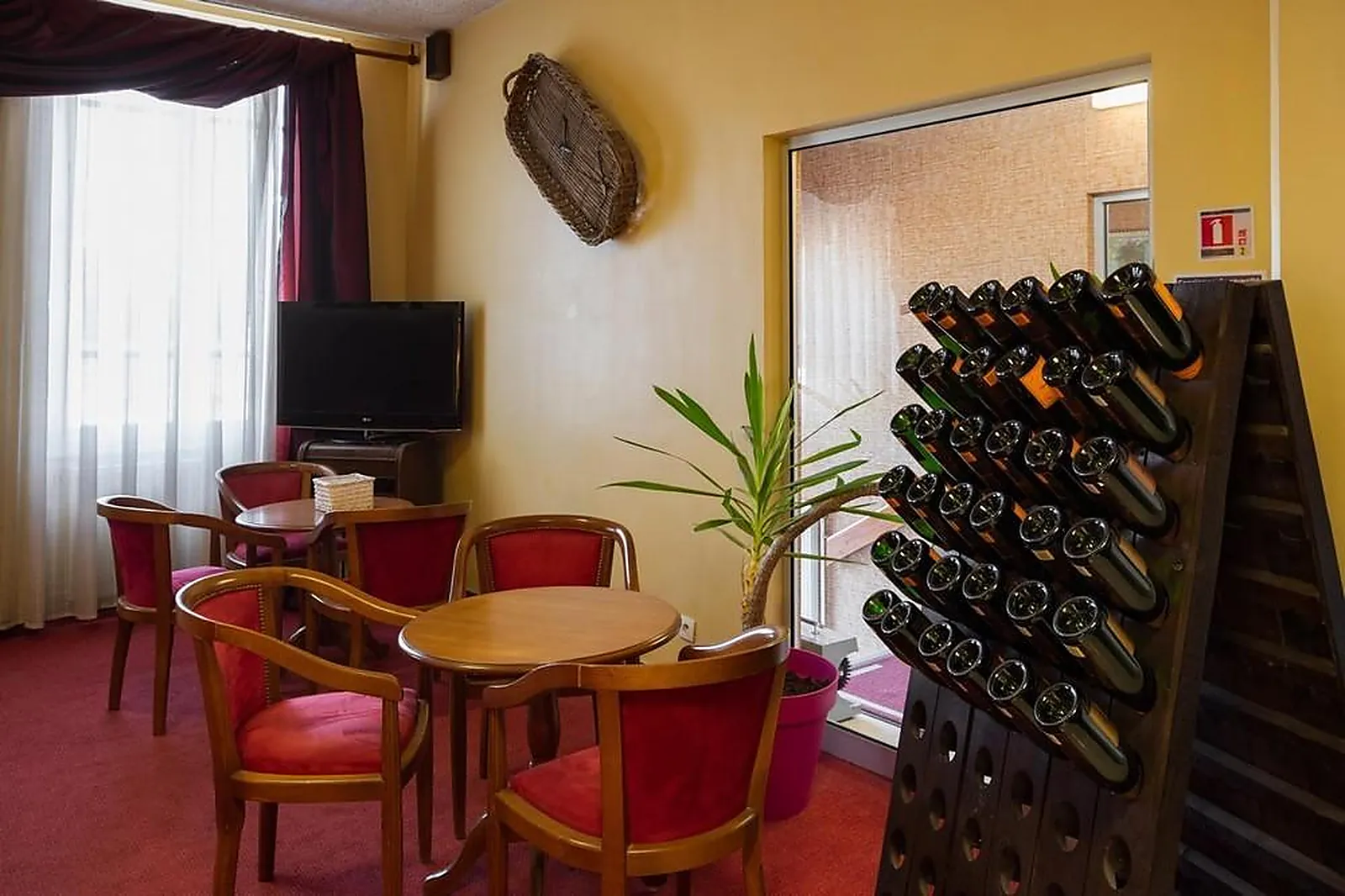 Lieux événementiels, HÔTEL RESTAURANT DE CHAMPAGNE