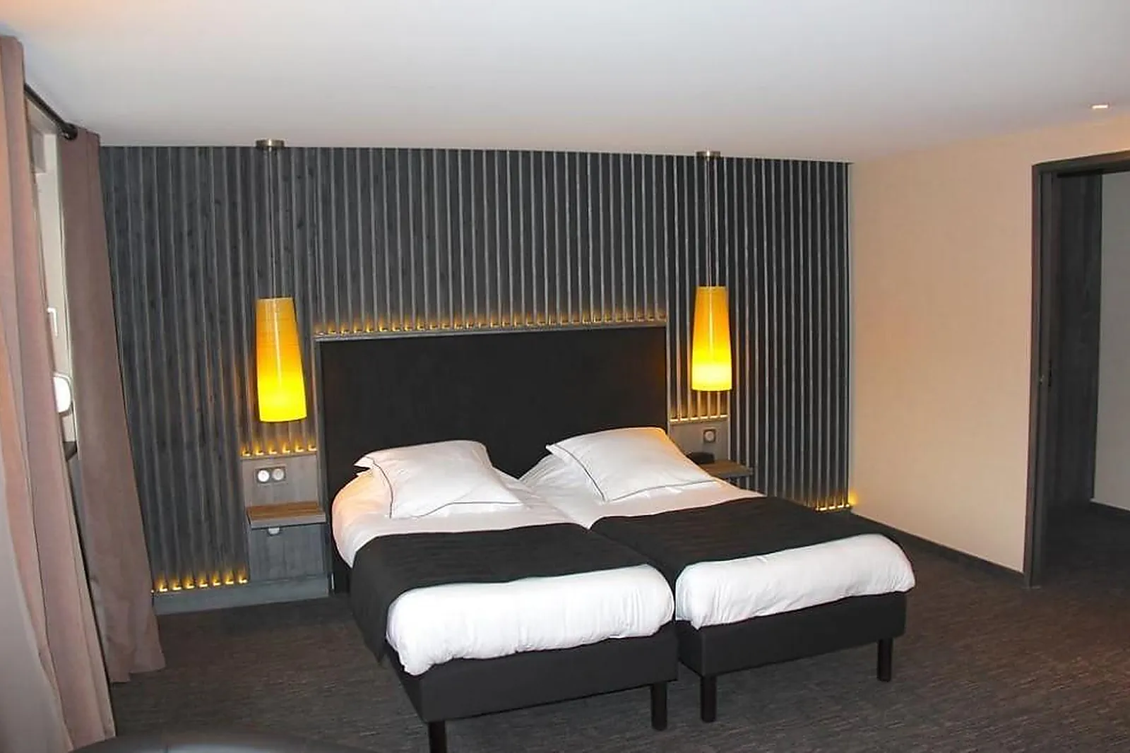 Lieux événementiels, HÔTEL RESTAURANT DE LA JAMAGNE & SPA