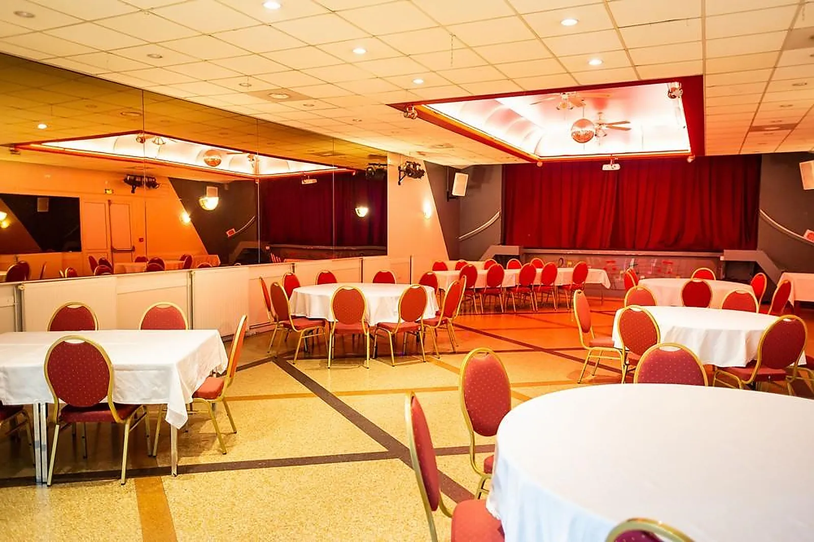 Lieux événementiels, HÔTEL RESTAURANT DU CANARD