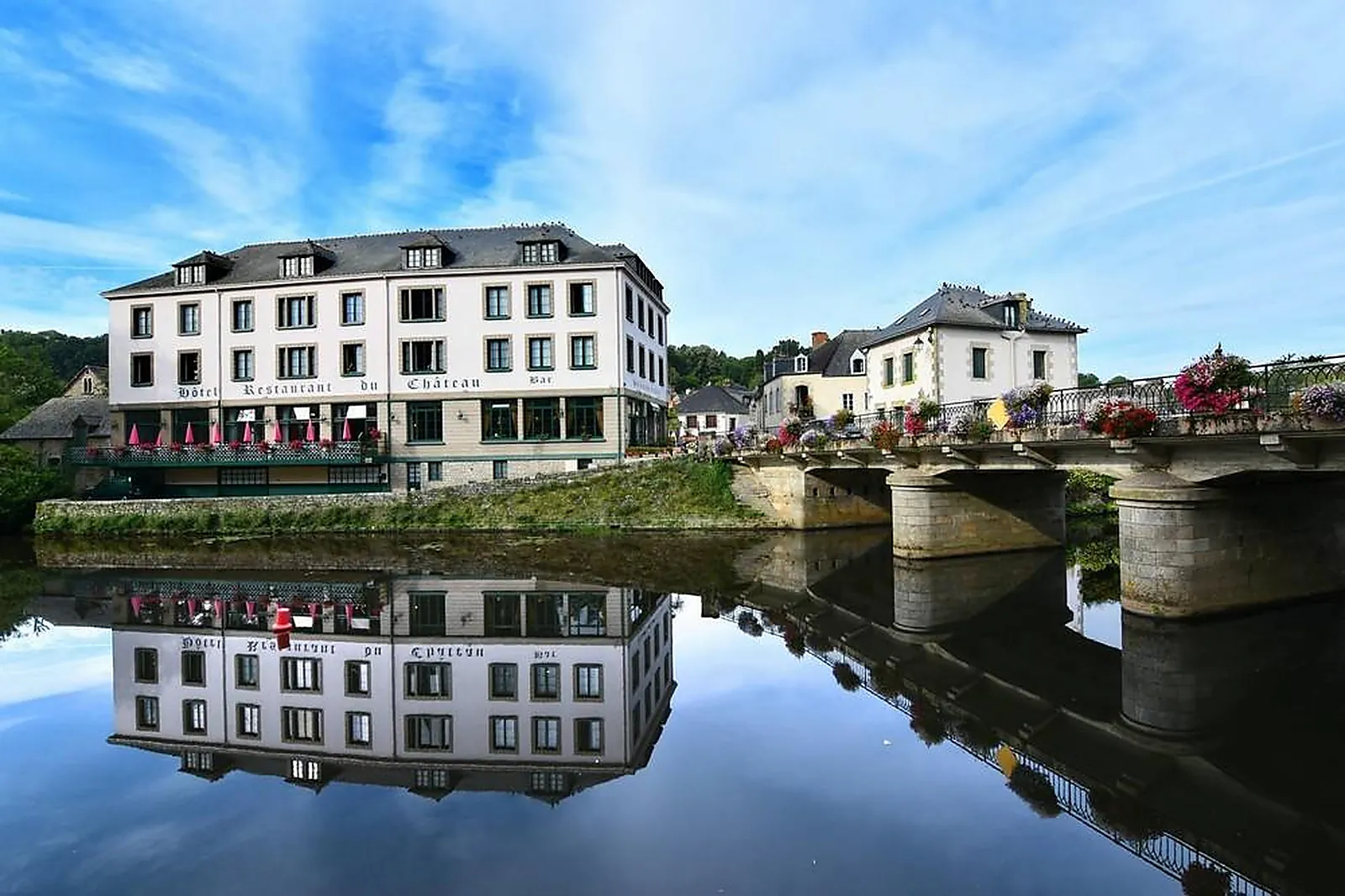 Lieux événementiels, HÔTEL RESTAURANT DU CHÂTEAU