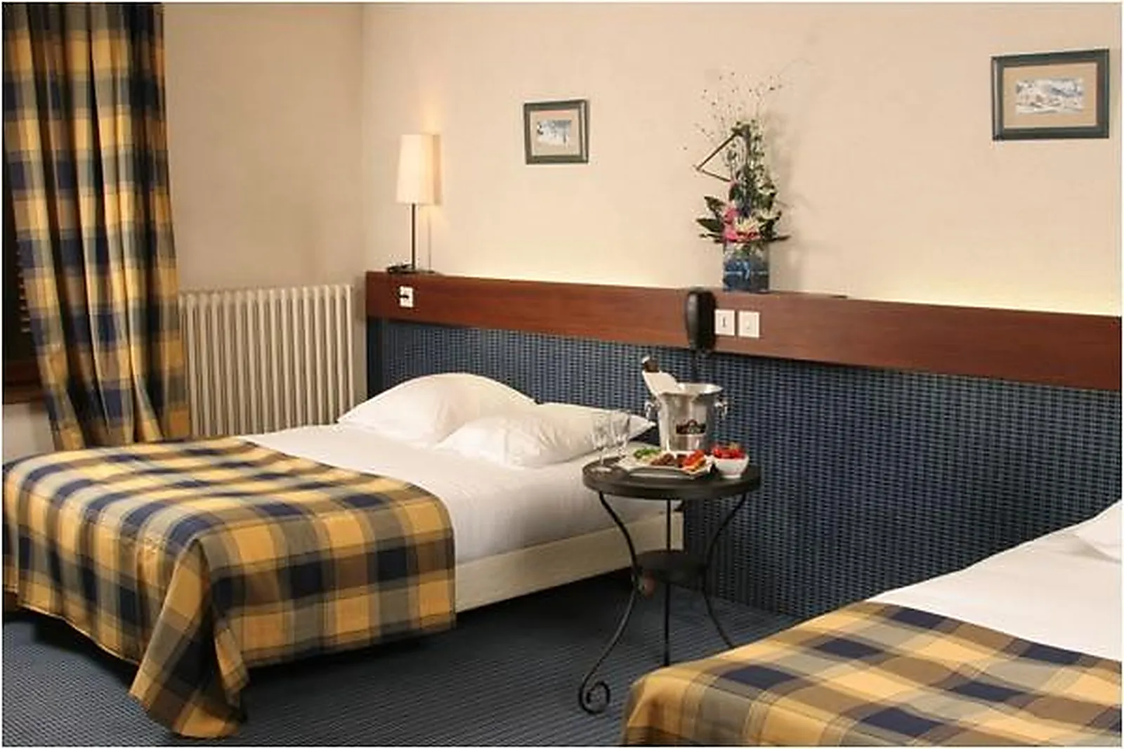 Lieux événementiels, HÔTEL RESTAURANT DU PONT DE GRATTEROCHE