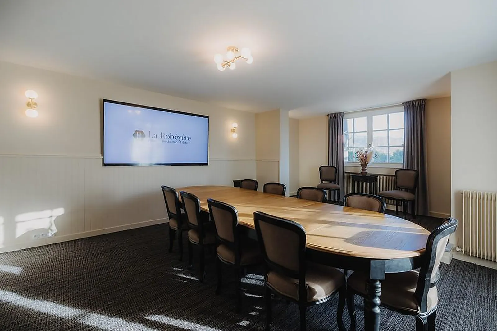 Lieux événementiels, HÔTEL RESTAURANT ET SPA LA ROBÉYÈRE