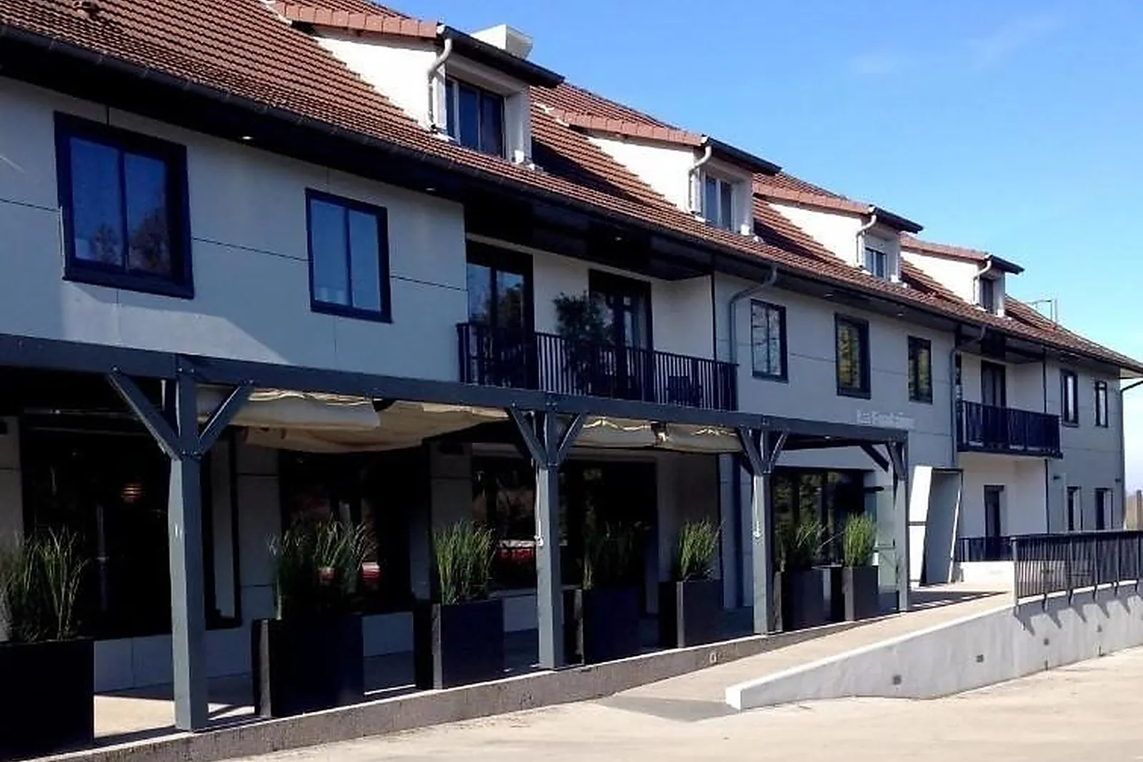 Lieux événementiels, HÔTEL RESTAURANT LA FONTAINE