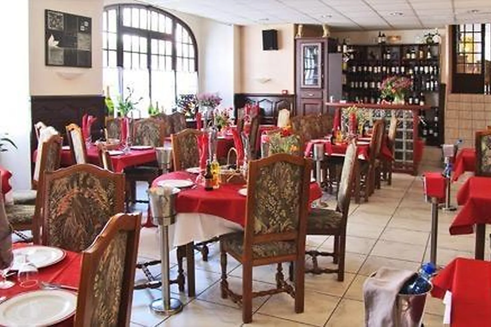 Lieux événementiels, HÔTEL RESTAURANT LE LION D'OR