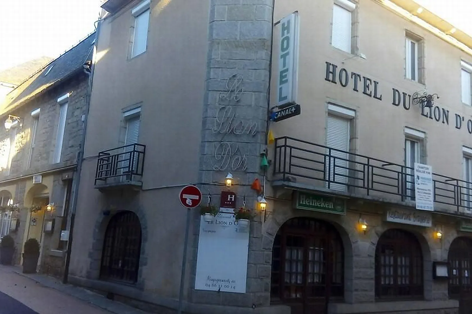 Lieux événementiels, HÔTEL RESTAURANT LE LION D'OR