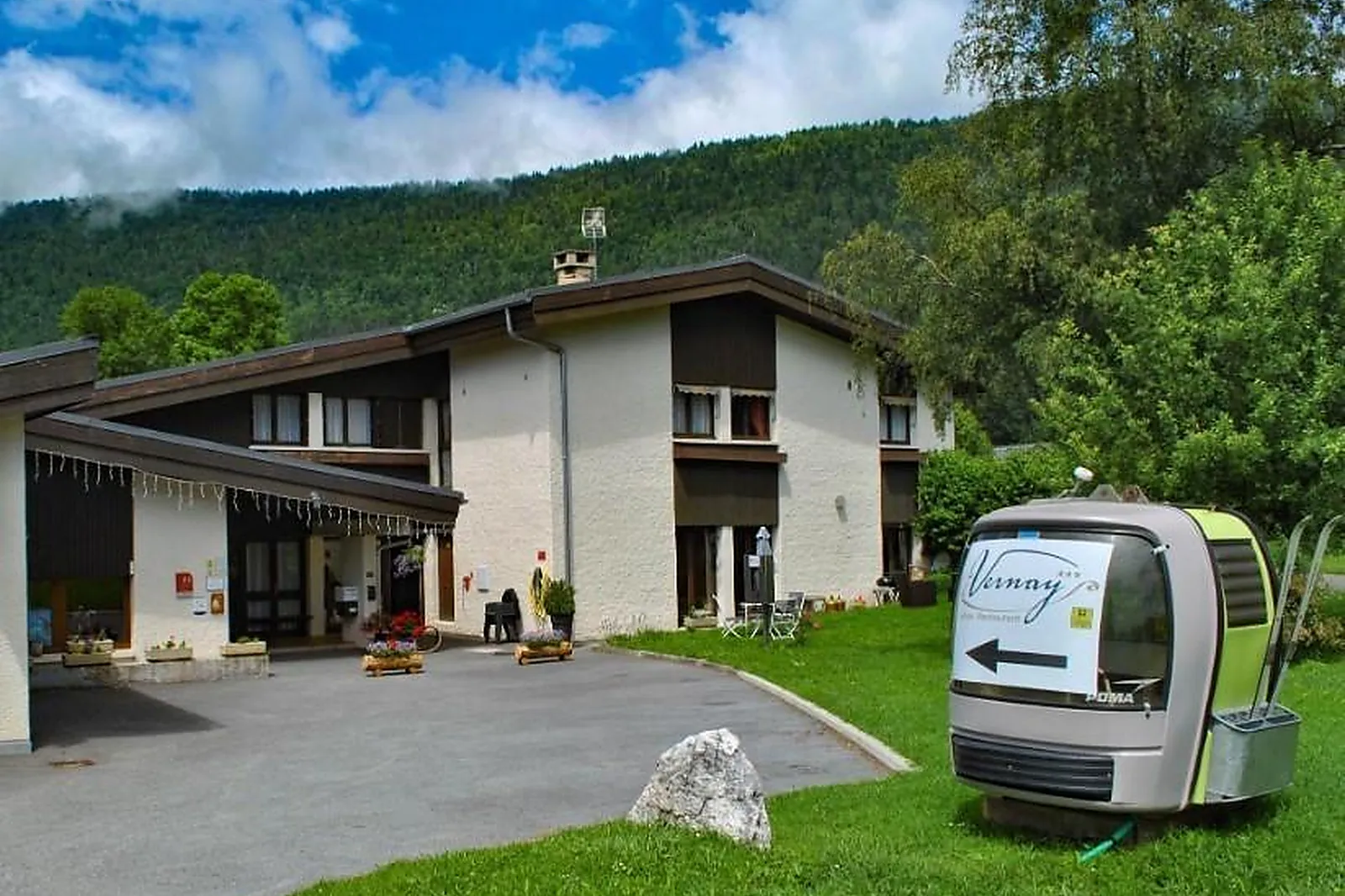 Lieux événementiels, HÔTEL RESTAURANT LE VERNAY