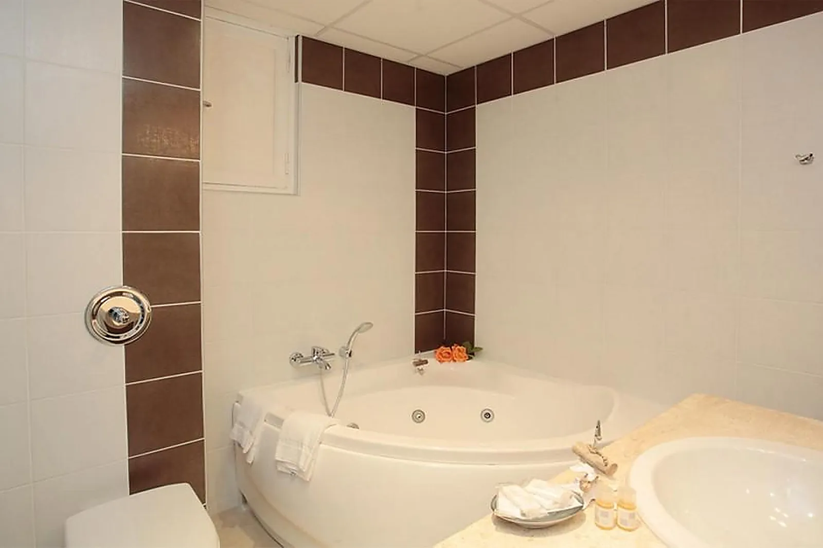 Lieux événementiels, HÔTEL ROC E MARE