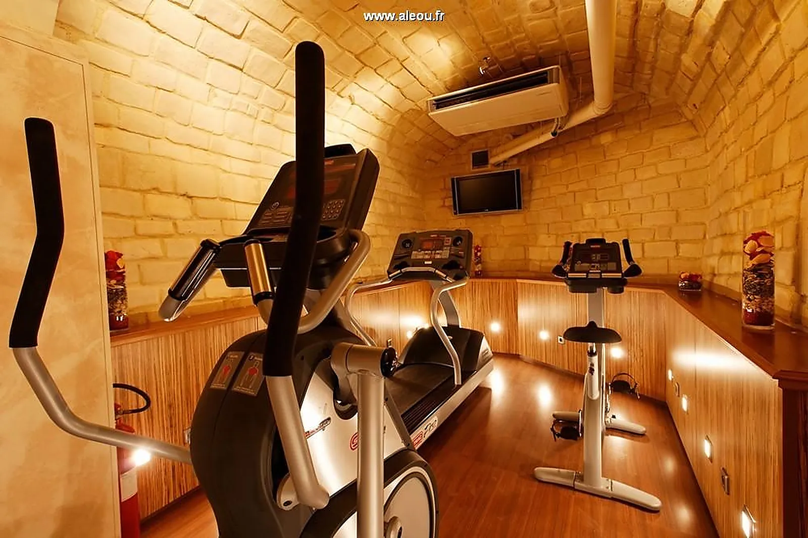 Lieux événementiels, HOTEL ROCHESTER CHAMPS ELYSÉES