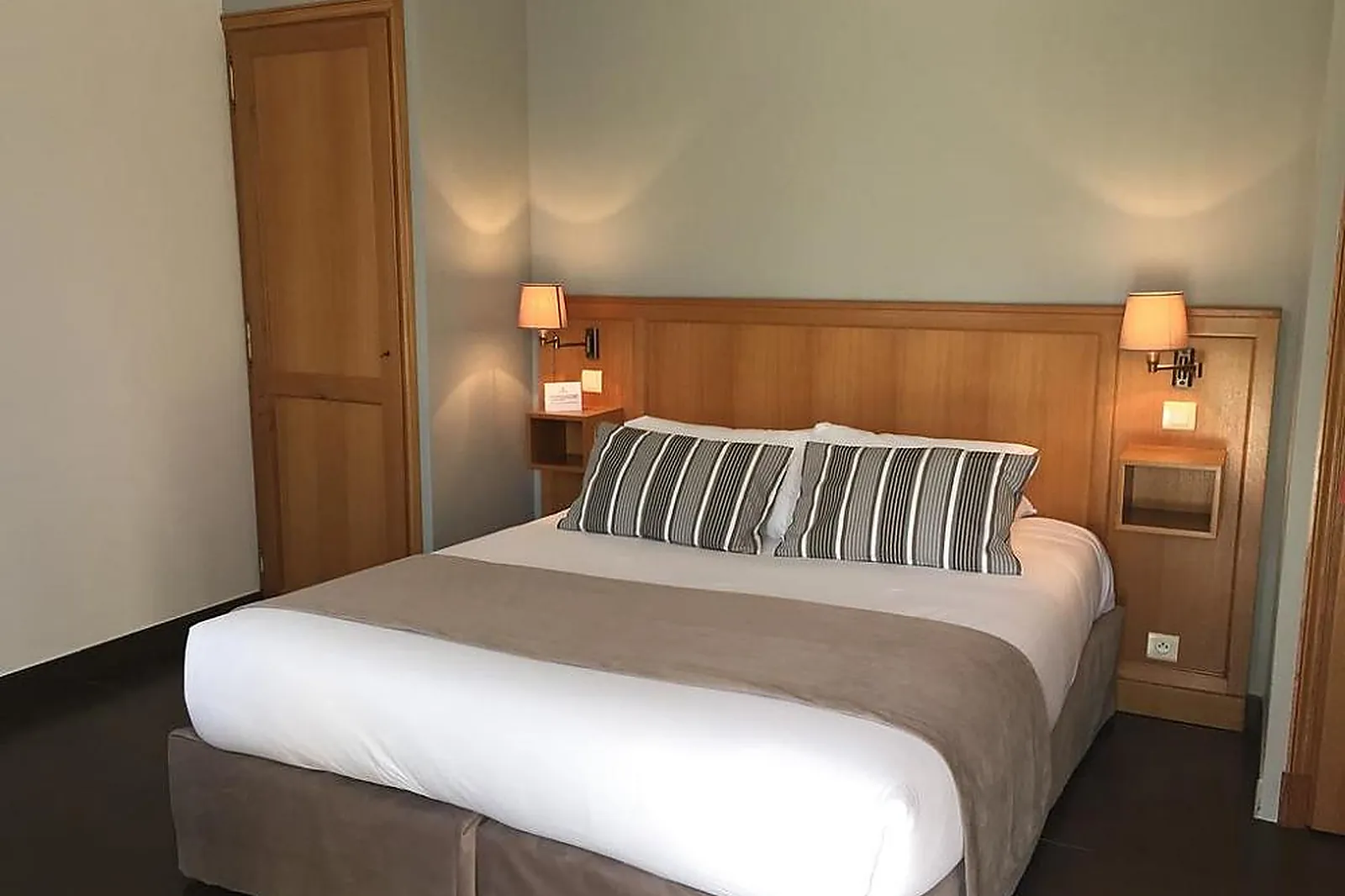 Lieux événementiels, HÔTEL SAINT LAURENT