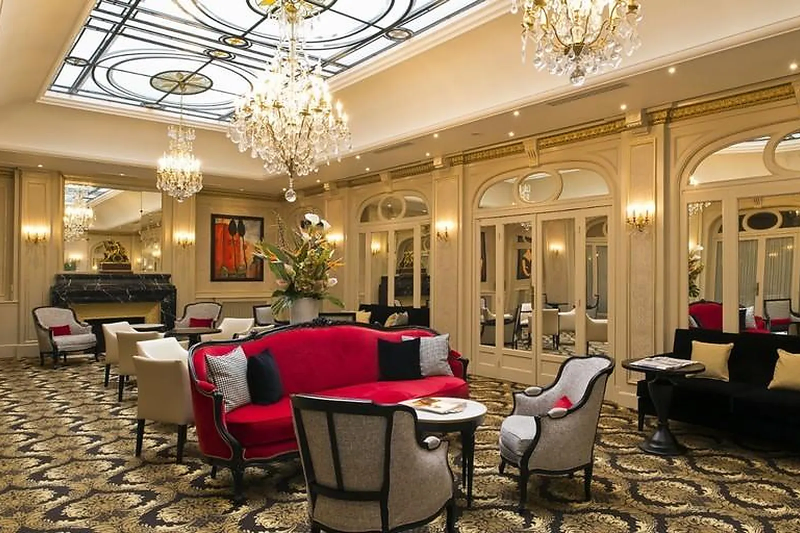 Lieux événementiels, HOTEL SAINT PÉTERSBOURG OPÉRA AND SPA